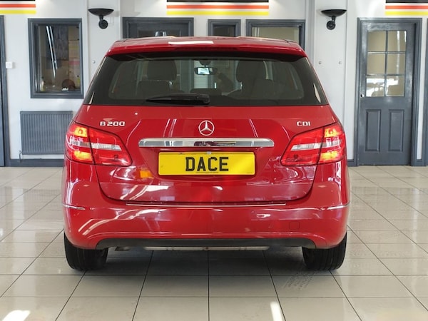 Used Mercedes-Benz B Class 2014 for sale - 76029707: Photo 8