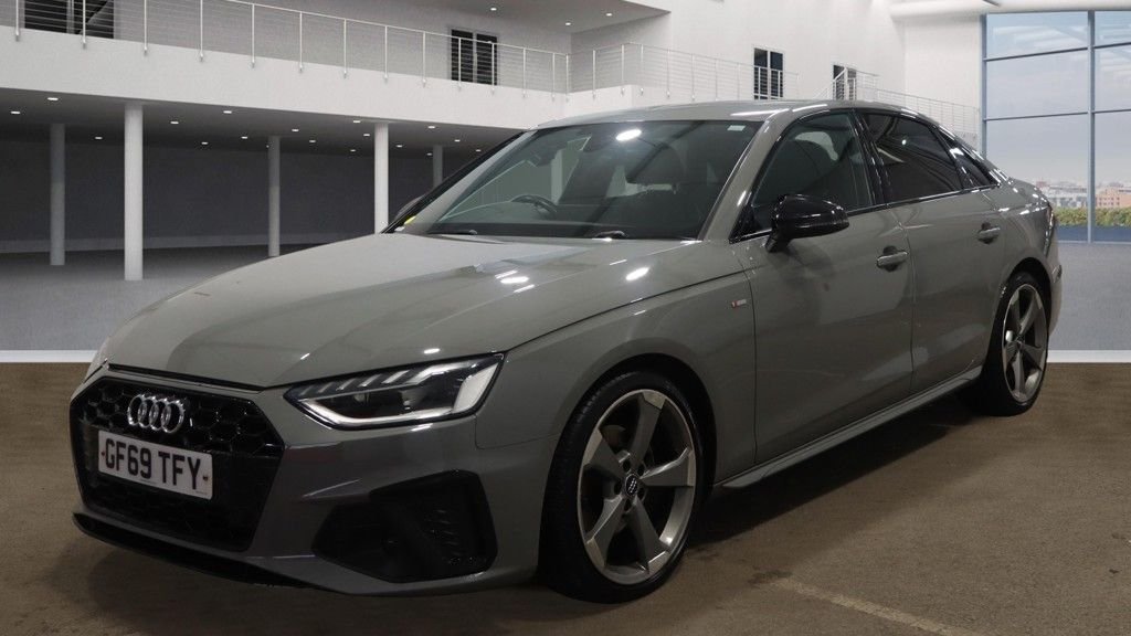 Used Audi A4 2019 for sale - 76333691: Photo 2