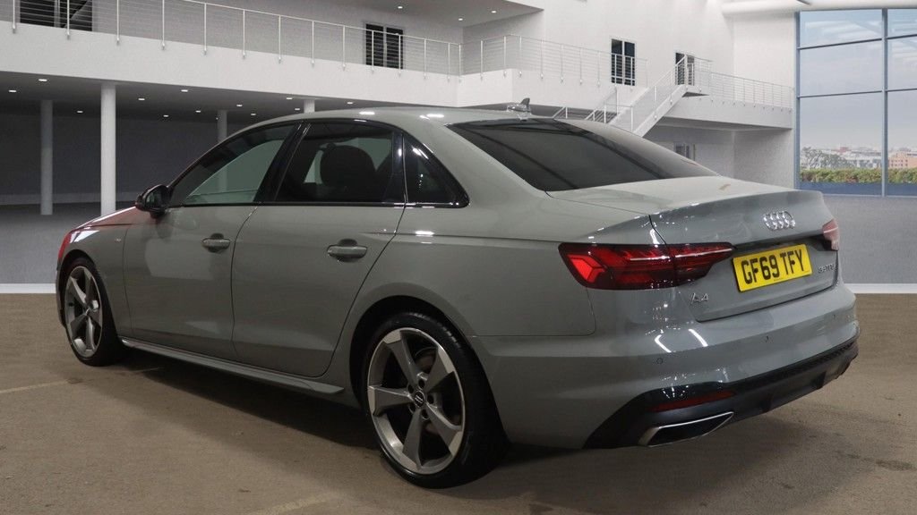 Used Audi A4 2019 for sale - 76333691: Photo 3