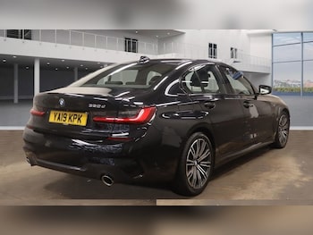 Used BMW 3 Series 2019 for sale - 75704094: Photo