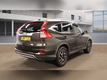 Used Honda CR-V 2018 for sale - 76147698: Photo 4