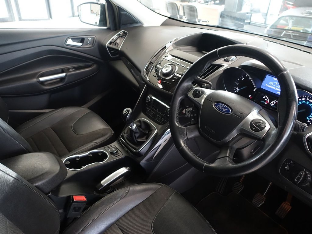 Used Ford Kuga 2015 for sale - 76711387: Photo 3