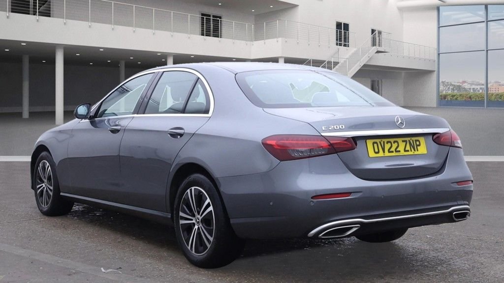 Used Mercedes-Benz E Class 2022 for sale - 76470565: Photo 3