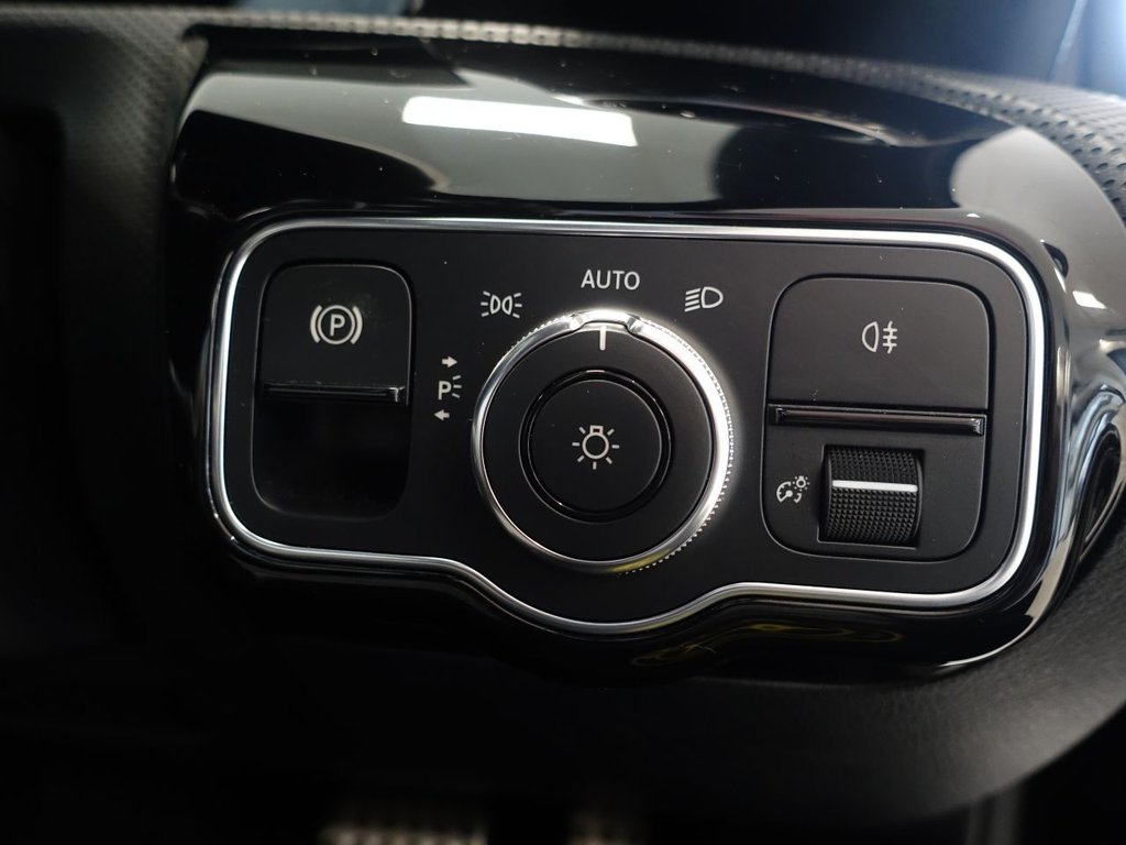 Used Mercedes-Benz A-Class 2021 for sale - 76855211: Photo 28