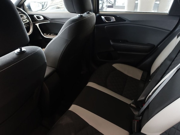 Used Kia Ceed 2021 for sale - 75502938: Photo 17