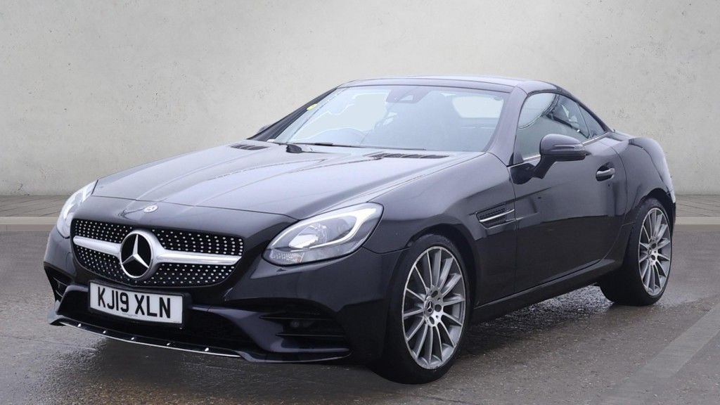 Used Mercedes-Benz SLC 2019 for sale - 76539663: Photo 2