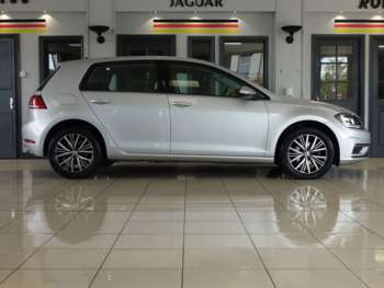 Used Volkswagen Golf 2019 for sale - 74380113: Photo