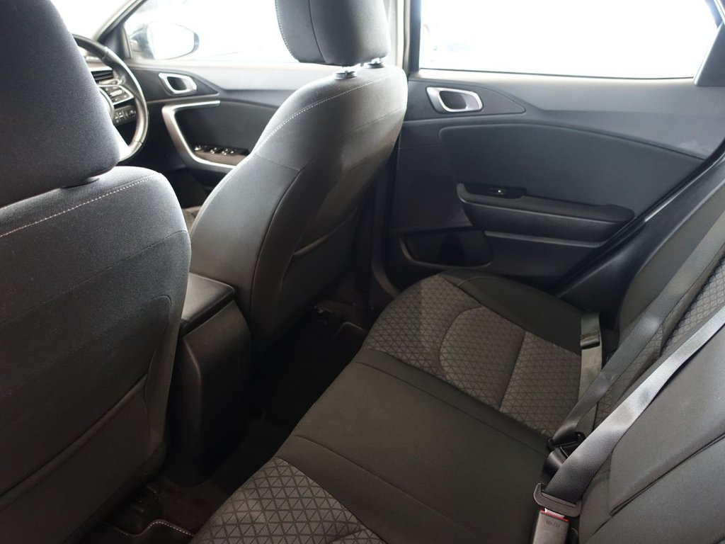 Used Kia XCeed 2020 for sale - 76454635: Photo 18