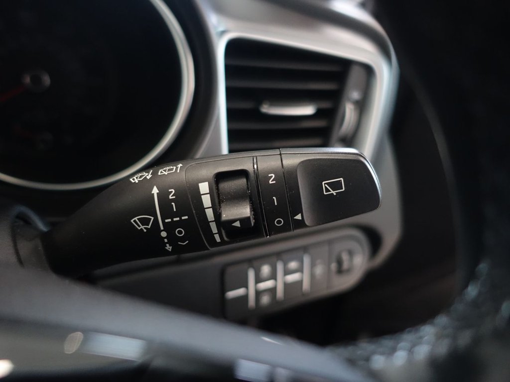 Used Kia XCeed 2020 for sale - 76454635: Photo 24