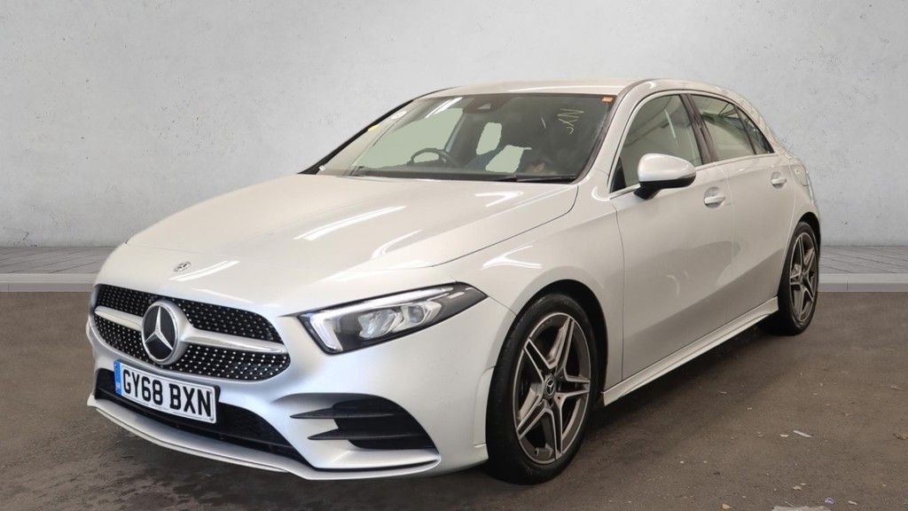 Used Mercedes-Benz A-Class 2018 for sale - 76417619: Photo 2