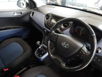 Used Hyundai i10 2015 for sale - 74461008: Photo