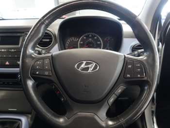 Used Hyundai i10 2015 for sale - 74461008: Photo