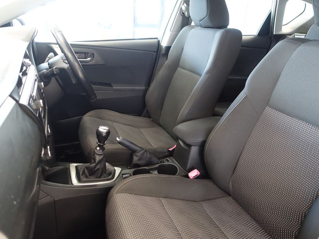 Used Toyota Auris 2013 for sale - 76333978: Photo 13