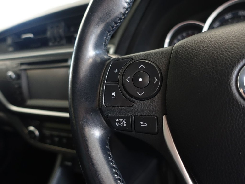 Used Toyota Auris 2013 for sale - 76333978: Photo 20