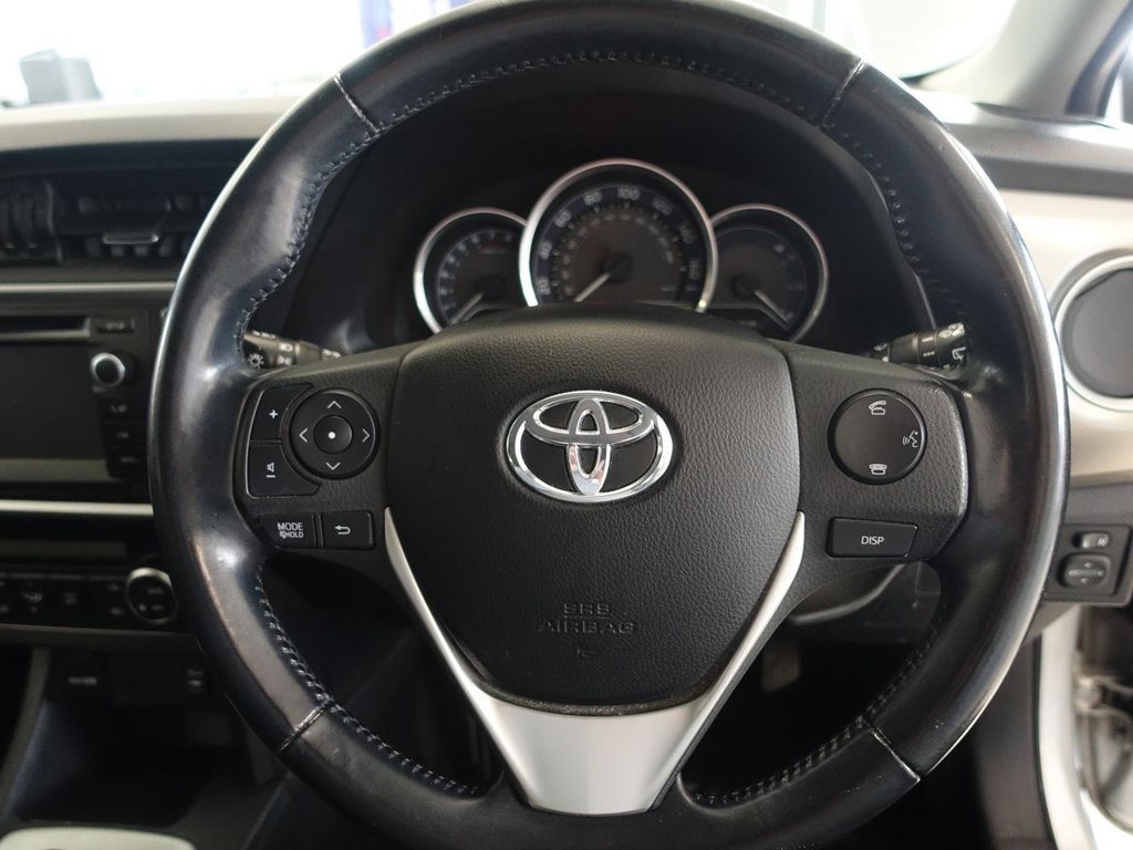 Used Toyota Auris 2013 for sale - 76333978: Photo 4