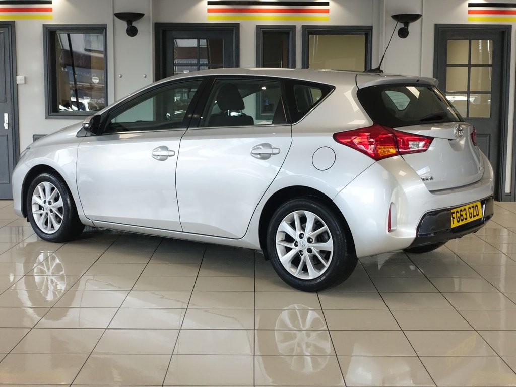 Used Toyota Auris 2013 for sale - 76333978: Photo 8
