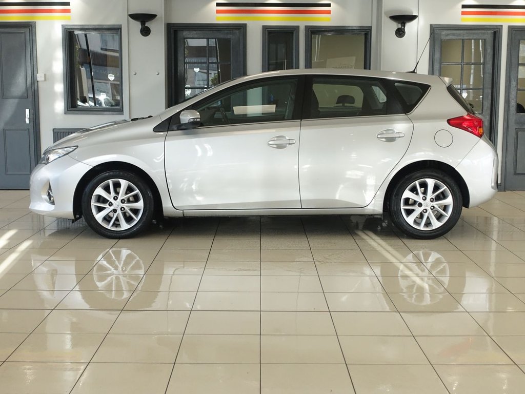 Used Toyota Auris 2013 for sale - 76333978: Photo 9