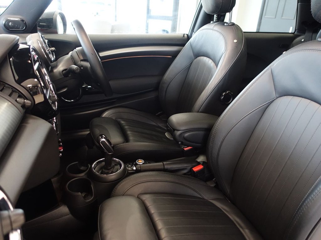 Used MINI Hatch 2021 for sale - 76345604: Photo 16