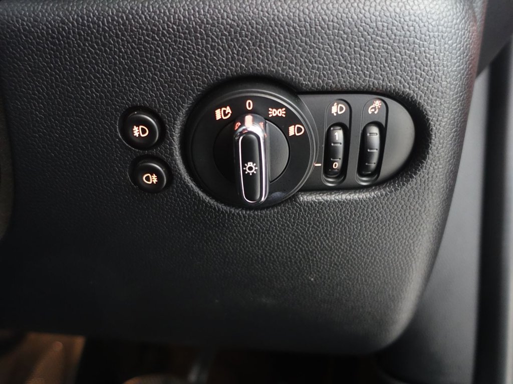 Used MINI Hatch 2021 for sale - 76345604: Photo 29