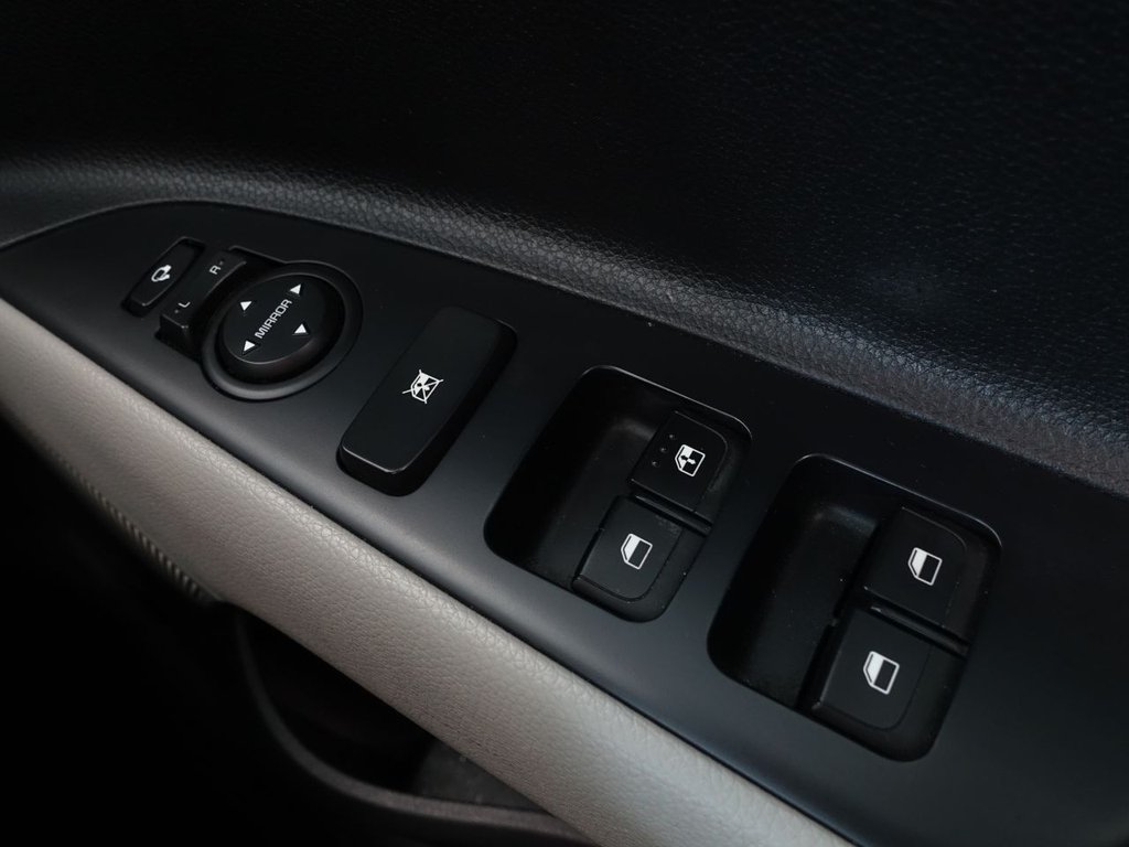 Used Kia Stonic 2019 for sale - 75998525: Photo 10