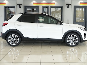 Used Kia Stonic 2019 for sale - 75998525: Photo 3