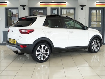 Used Kia Stonic 2019 for sale - 75998525: Photo 4