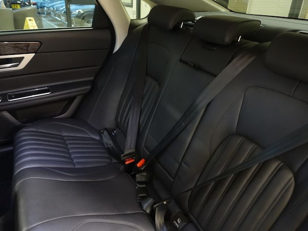 Used Jaguar XF 2017 for sale - 76256778: Photo 19