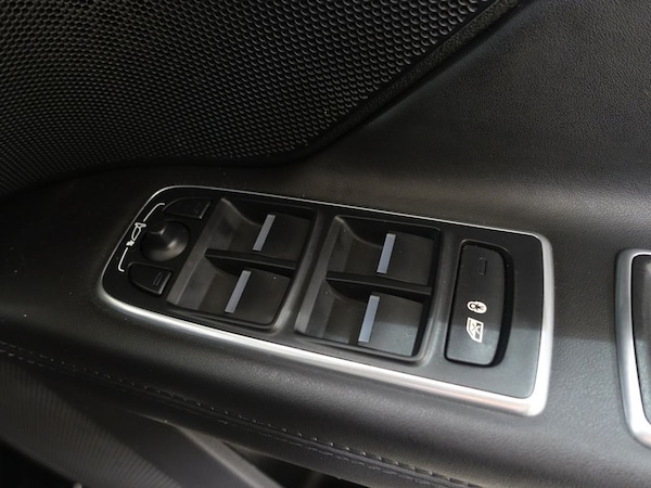 Used Jaguar XF 2017 for sale - 76256778: Photo 29