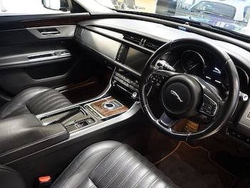 Used Jaguar XF 2017 for sale - 76256778: Photo 3