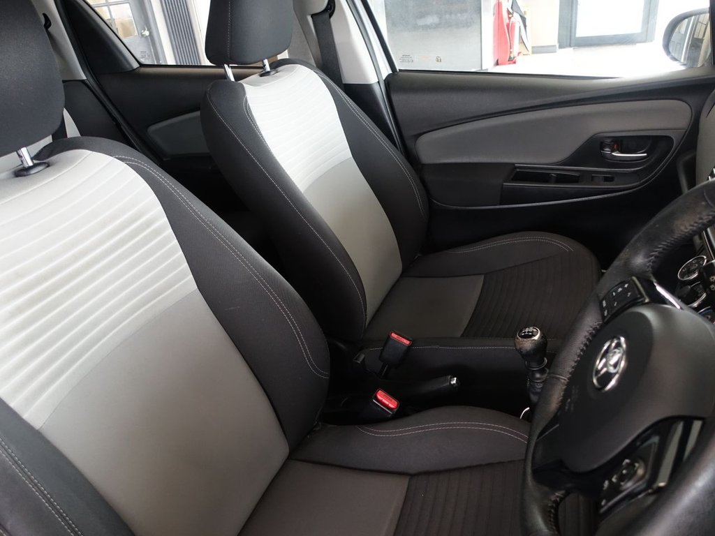 Used Toyota Yaris 2019 for sale - 75832332: Photo 15