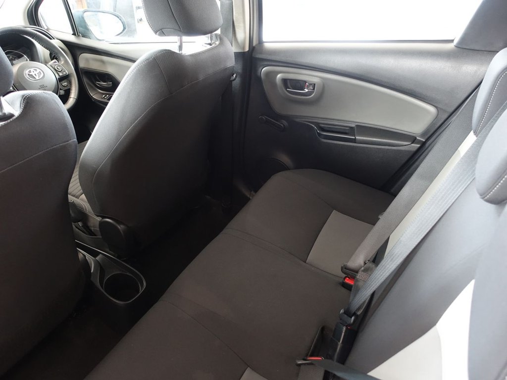 Used Toyota Yaris 2019 for sale - 75832332: Photo 18
