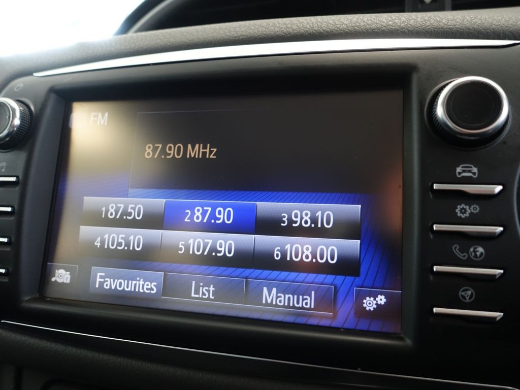 Used Toyota Yaris 2019 for sale - 75832332: Photo 31