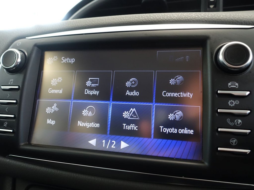 Used Toyota Yaris 2019 for sale - 75832332: Photo 34