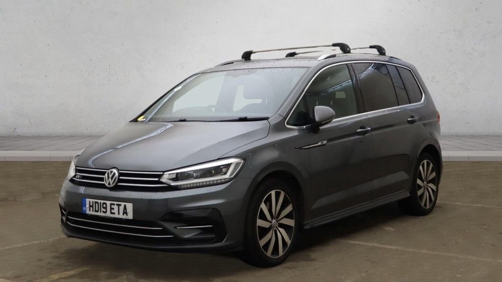 Used Volkswagen Touran 2019 for sale - 76632377: Photo 2
