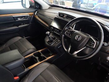 Used Honda CR-V 2019 for sale - 76148035: Photo 3