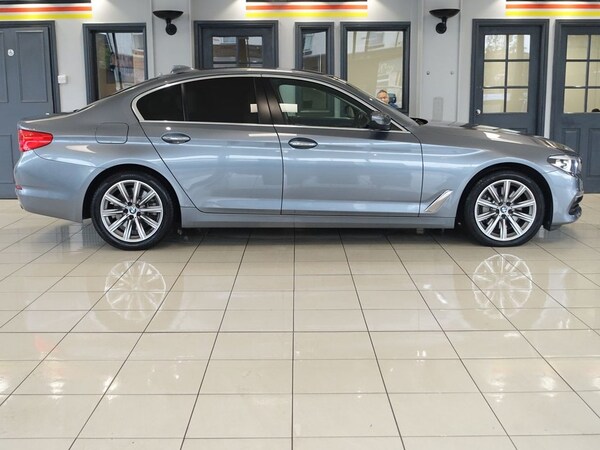 Used BMW 5 Series 2018 for sale - 76148036: Photo 2