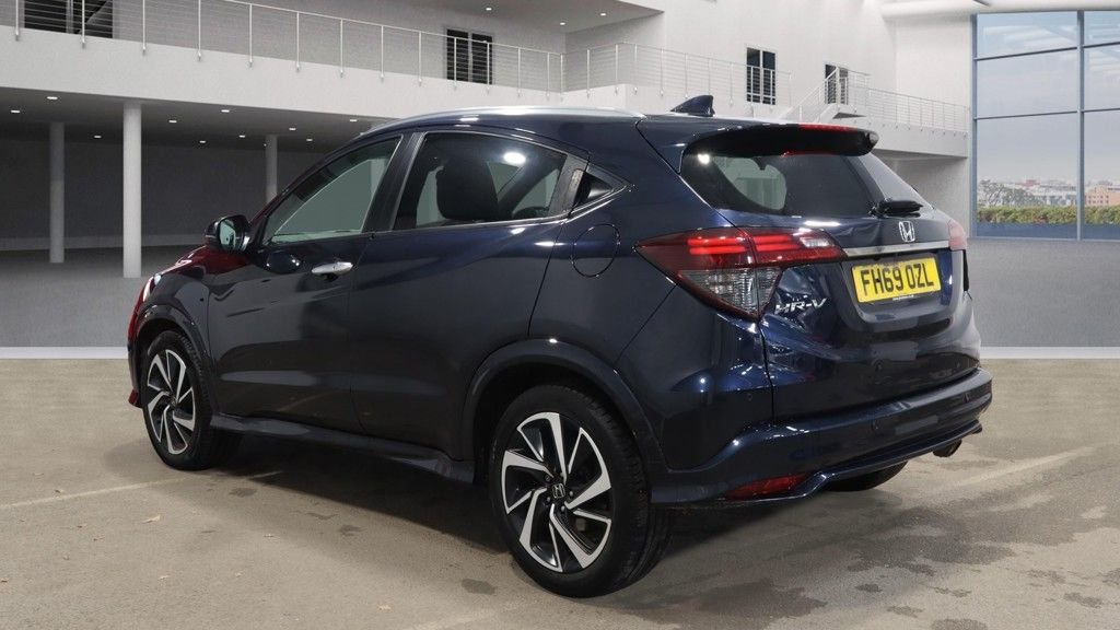 Used Honda HR-V 2020 for sale - 76535914: Photo 3