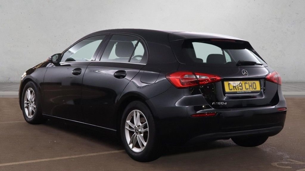 Used Mercedes-Benz A-Class 2019 for sale - 76356773: Photo 3