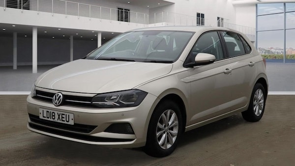 Used Volkswagen Polo 2018 for sale - 76210700: Photo 2