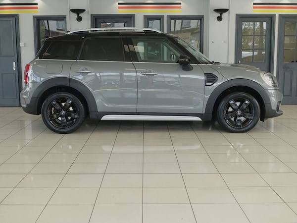 Used MINI Countryman 2018 for sale - 75509502: Photo 2