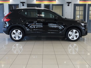 Used Volvo XC40 2023 for sale - 75937256: Photo