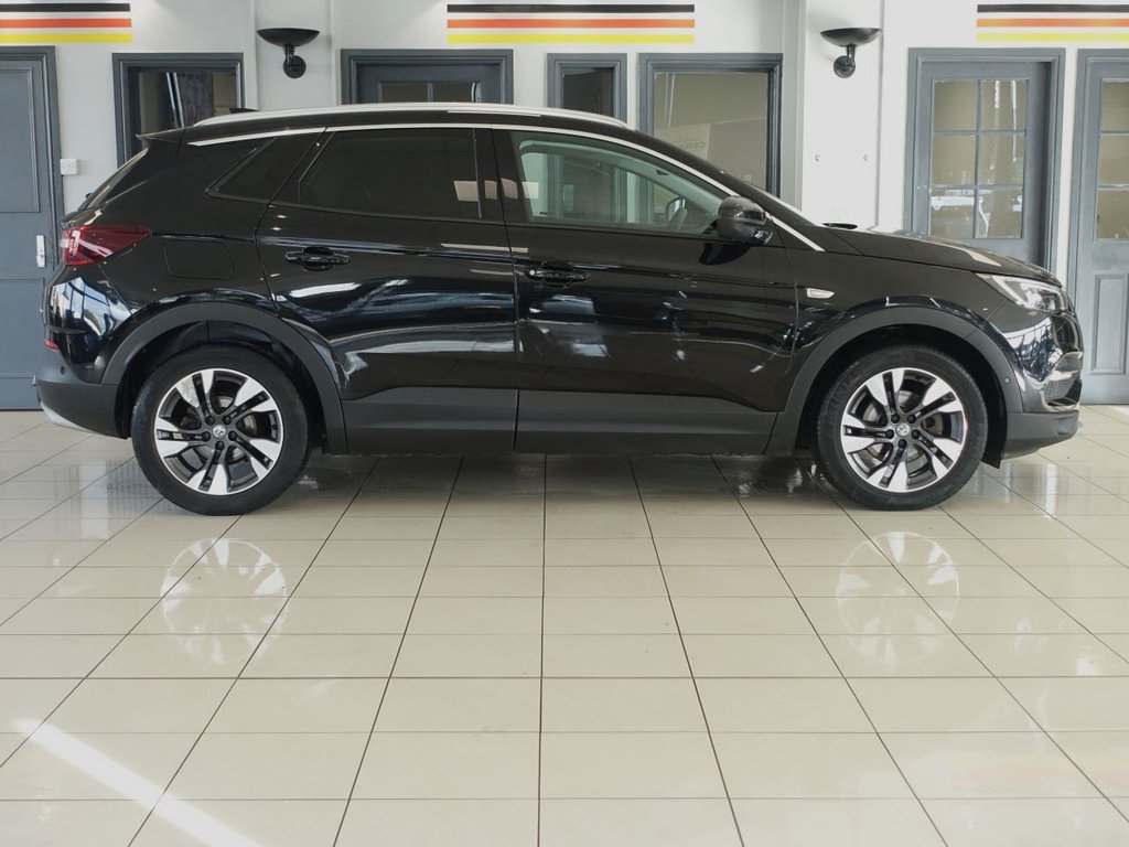 Used Vauxhall Grandland X 2018 for sale - 76406334: Photo 2