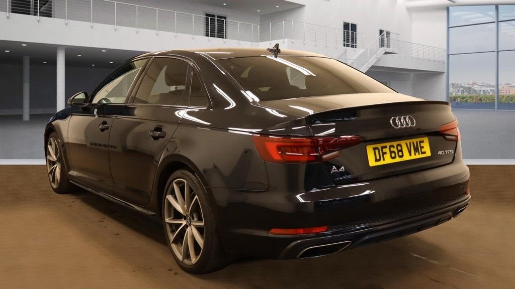 Used Audi A4 2019 for sale - 76396043: Photo 3