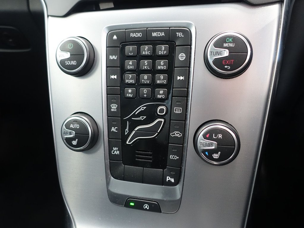 Used Volvo V40 2018 for sale - 76855228: Photo 26