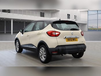 Used Renault Captur 2016 for sale - 76047861: Photo 2
