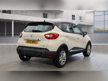 Used Renault Captur 2016 for sale - 76047861: Photo 3