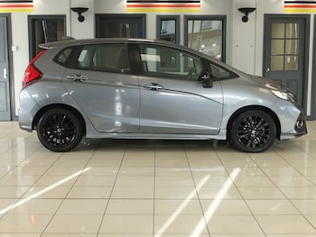 Used Honda Jazz 2019 for sale - 75986152: Photo 2