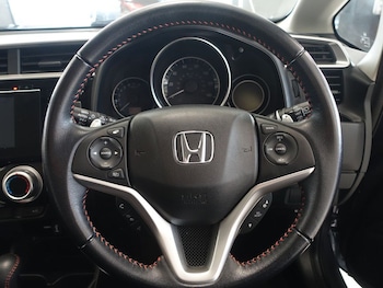 Used Honda Jazz 2019 for sale - 75986152: Photo 4