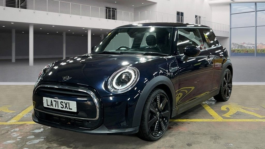 Used MINI Hatch 2022 for sale - 76868141: Photo 2