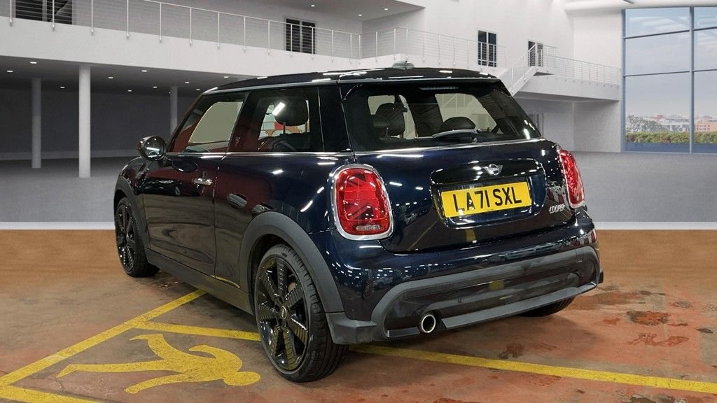 Used MINI Hatch 2022 for sale - 76868141: Photo 3